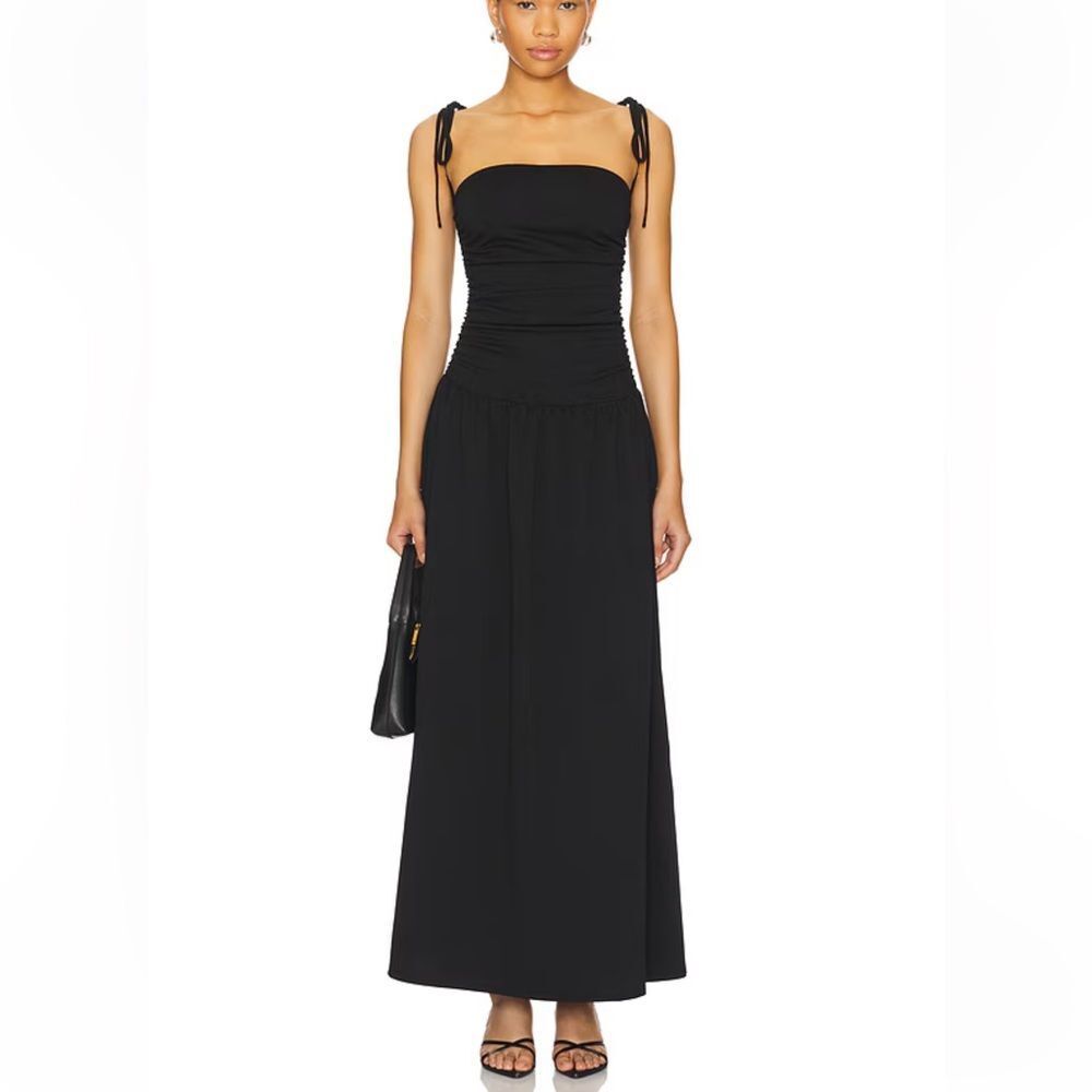 Elegant Black Maxi Dress